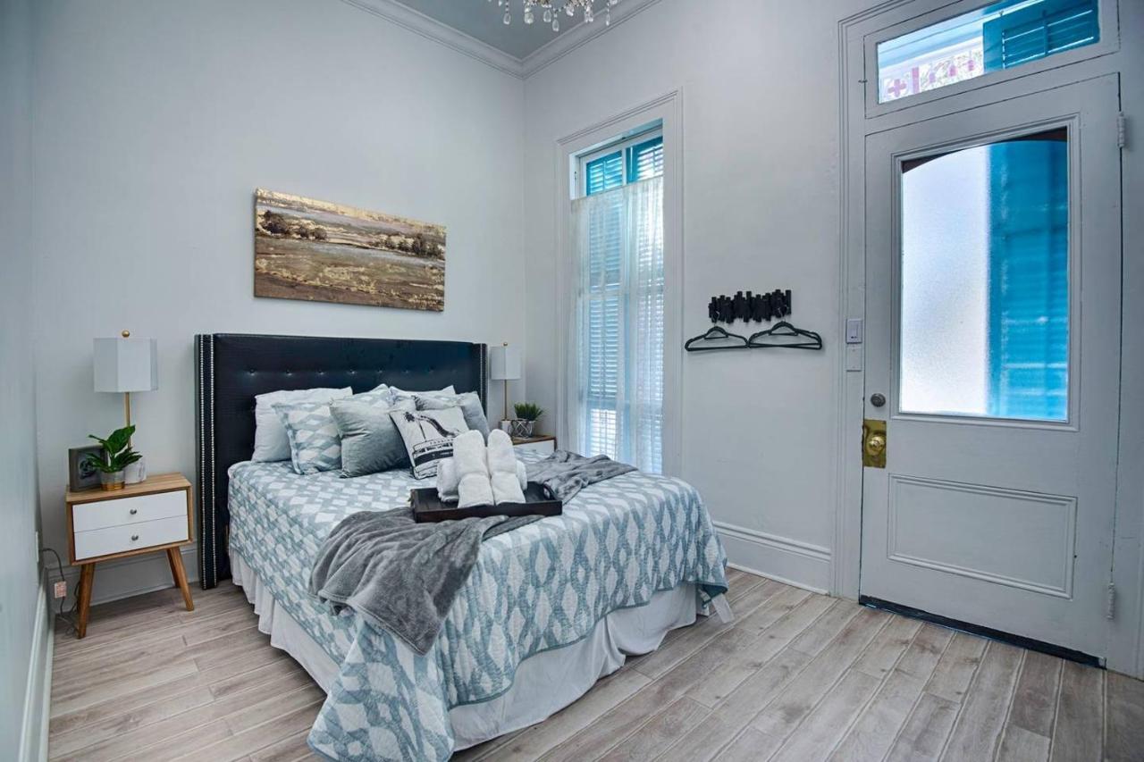 הוילה ניו אורלינס Five Br - Sleeps 10! Steps From French Quarter מראה חיצוני תמונה