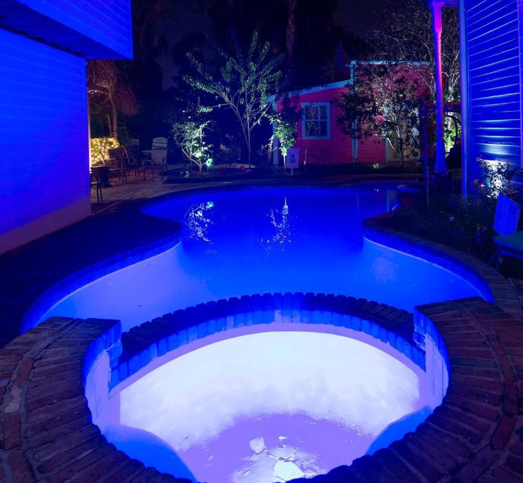 הוילה ניו אורלינס Five Br - Sleeps 10! Steps From French Quarter מראה חיצוני תמונה